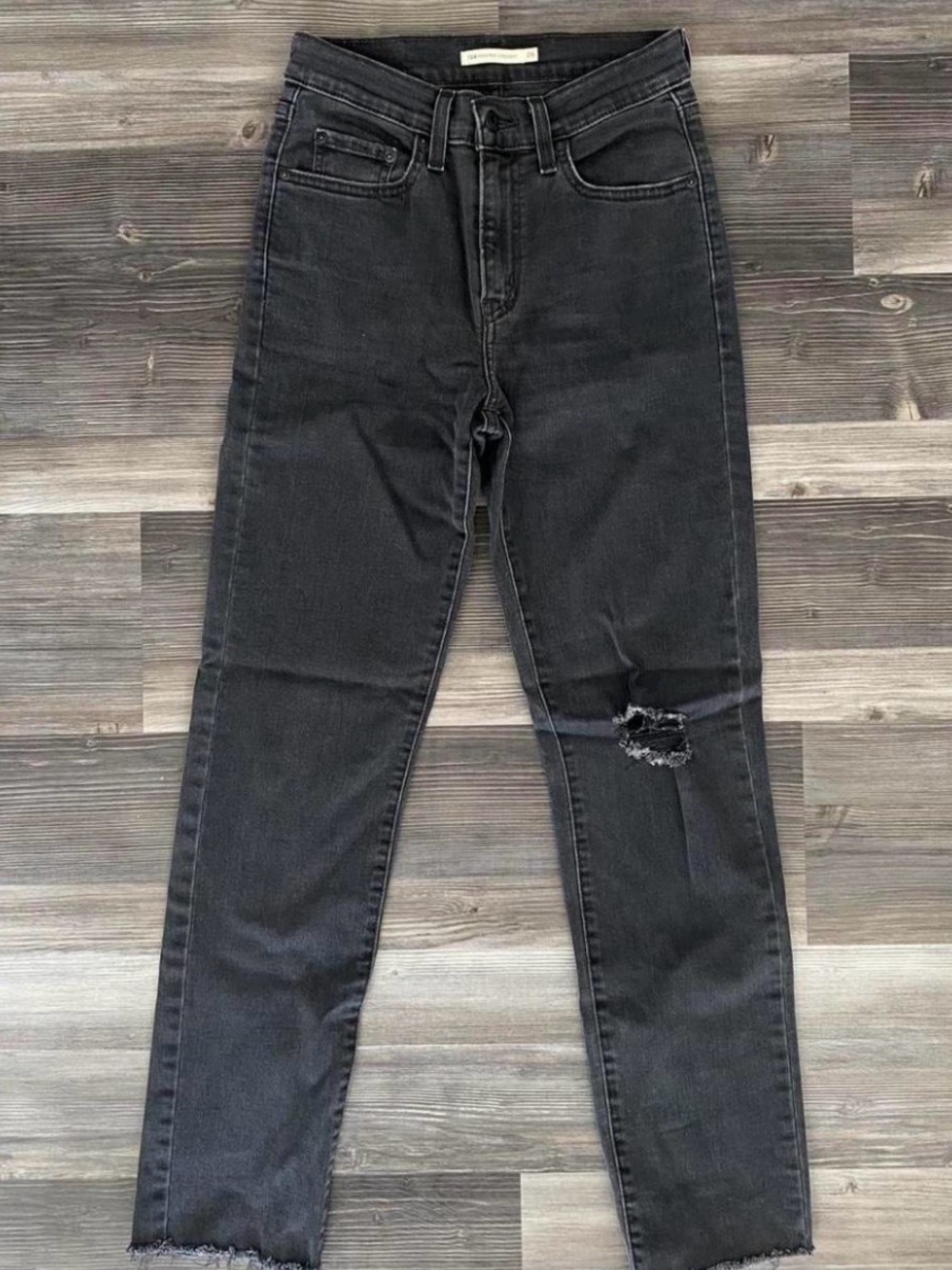 Levi’s 724 High Rise Straight Leg Denim Size 26